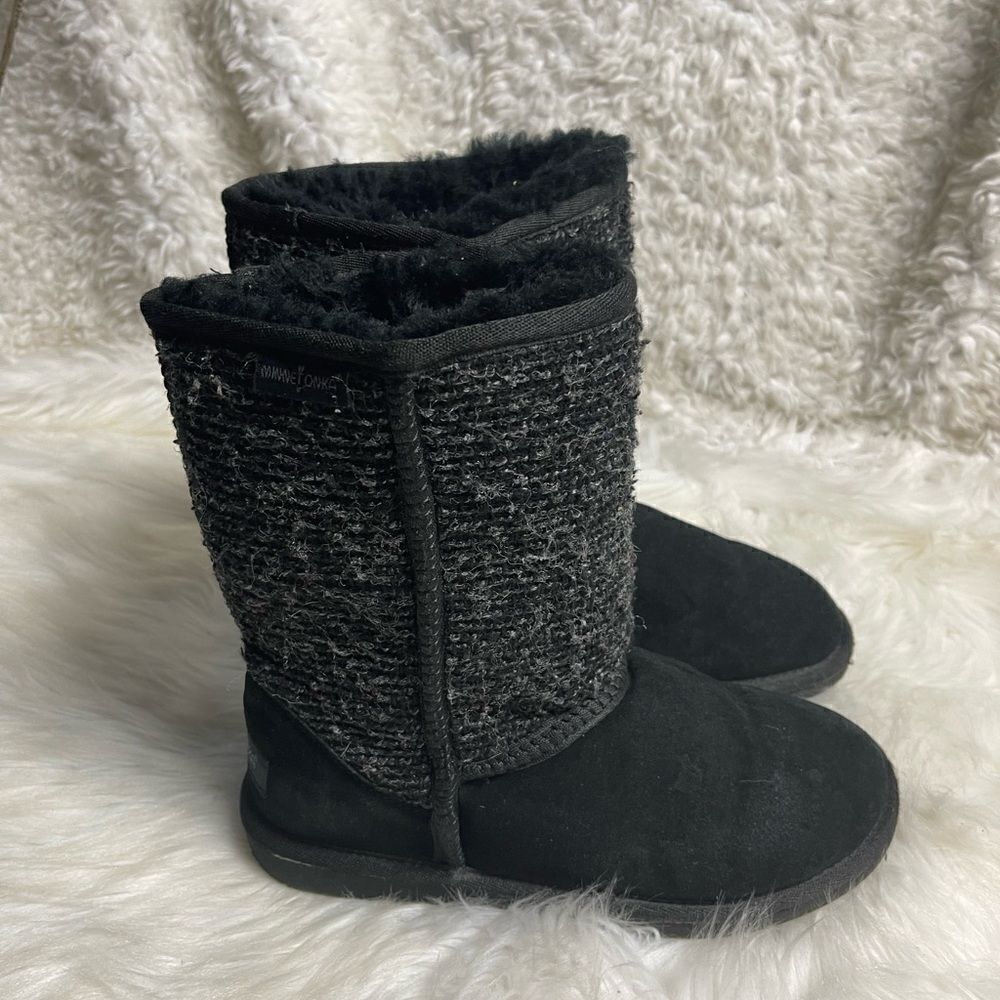 Minnetonka Tall Suede Tweed Boots Sheepskin/ Wool Lining Black/Gray SZ7